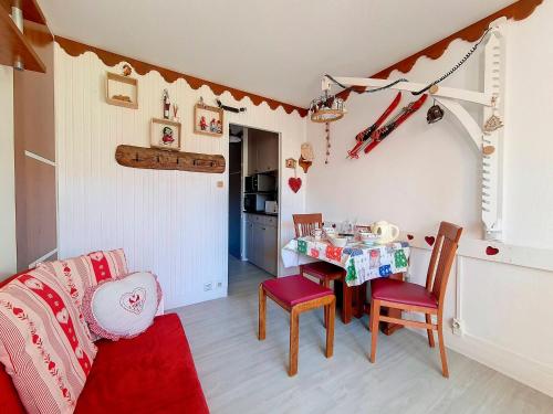 Studio Les Menuires, 1 pièce, 3 personnes - FR-1-344-930