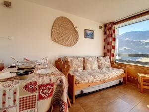 Studio Les Menuires, 1 pièce, 3 personnes - FR-1-344-931