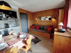 Studio Les Menuires, 1 pièce, 3 personnes - FR-1-344-933