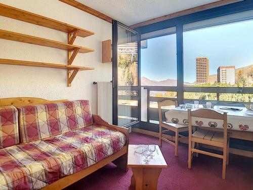 Studio Les Menuires, 1 pièce, 3 personnes - FR-1-344-966