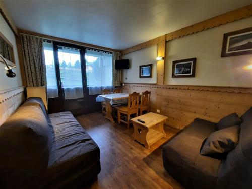 Studio Les Menuires, 1 pièce, 3 personnes - FR-1-452-287