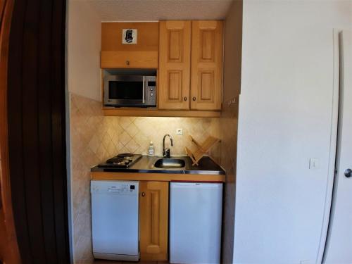 Studio Les Menuires, 1 pièce, 3 personnes - FR-1-452-50