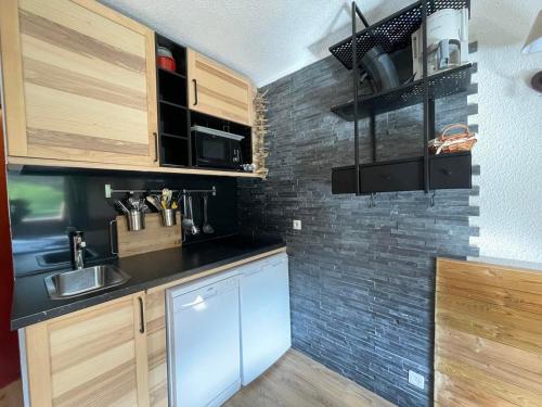 Studio Les Menuires, 1 pièce, 3 personnes - FR-1-452-91