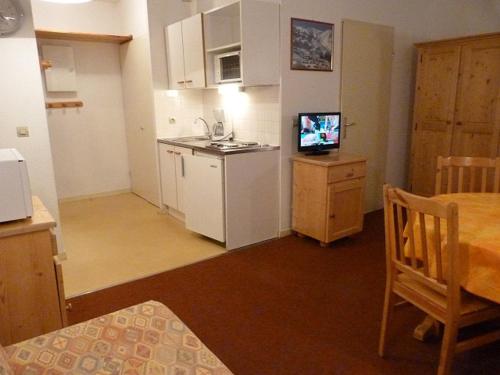 Studio Les Menuires, 1 pièce, 4 personnes - FR-1-178-1