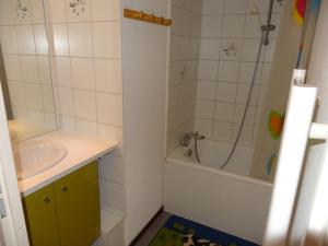Studio Les Menuires, 1 pièce, 4 personnes - FR-1-178-101