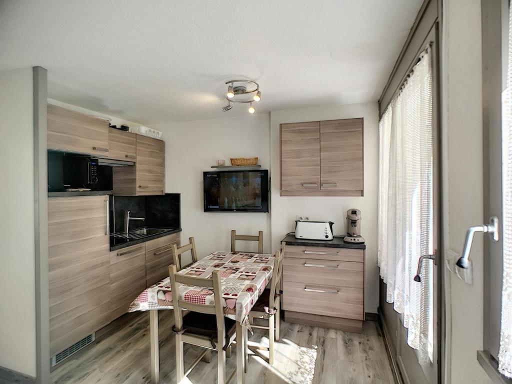 Studio Les Menuires, 1 pièce, 4 personnes - FR-1-178-129 Quartier Des Bouquetins -  -, 73440 Les Menuires