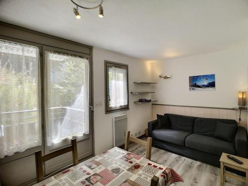 Studio Les Menuires, 1 pièce, 4 personnes - FR-1-178-129
