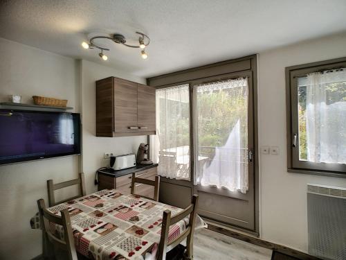 Studio Les Menuires, 1 pièce, 4 personnes - FR-1-178-129