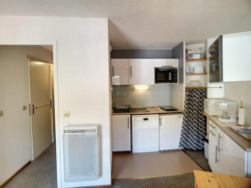 Studio Les Menuires, 1 pièce, 4 personnes - FR-1-178-150