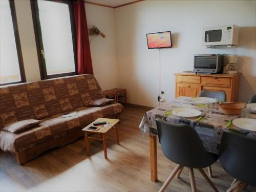 Studio Les Menuires, 1 pièce, 4 personnes - FR-1-178-293