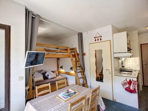Studio Les Menuires, 1 pièce, 4 personnes - FR-1-178-341