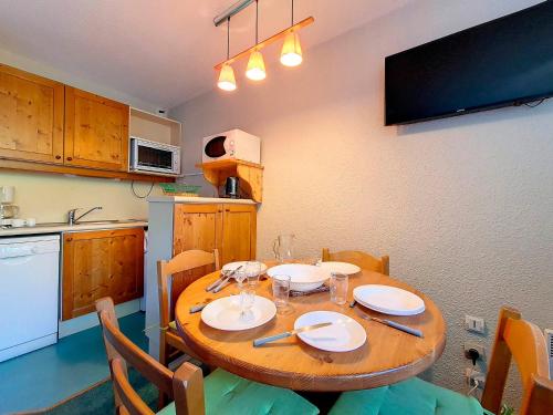 Studio Les Menuires, 1 pièce, 4 personnes - FR-1-344-1006