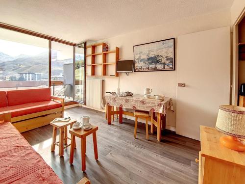Studio Les Menuires, 1 pièce, 4 personnes - FR-1-344-1057