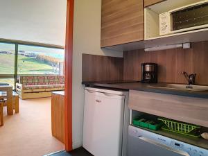 Studio Les Menuires, 1 pièce, 4 personnes - FR-1-344-1058