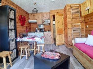 Studio Les Menuires, 1 pièce, 4 personnes - FR-1-344-607