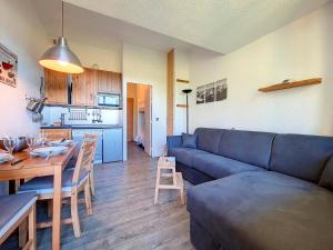 Studio Les Menuires, 1 pièce, 4 personnes - FR-1-344-832