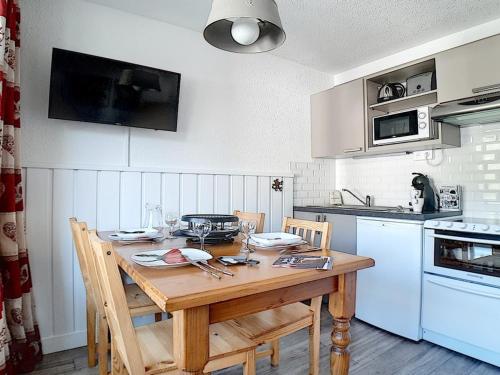 Studio Les Menuires, 1 pièce, 4 personnes - FR-1-344-848