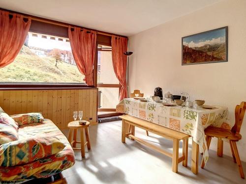 Studio Les Menuires, 1 pièce, 4 personnes - FR-1-344-917