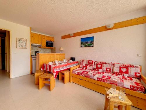 Studio Les Menuires, 1 pièce, 4 personnes - FR-1-344-945