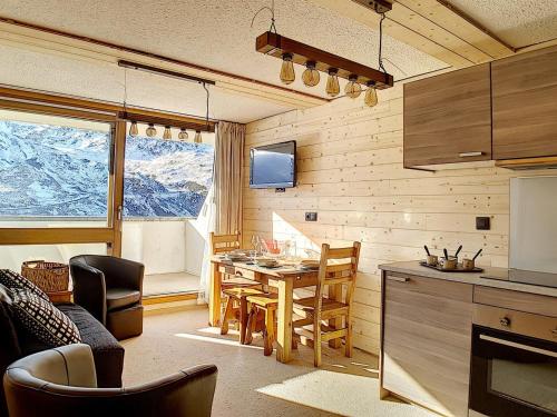 Studio Les Menuires, 1 pièce, 4 personnes - FR-1-344-949