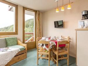 Studio Les Menuires, 1 pièce, 4 personnes - FR-1-344-960