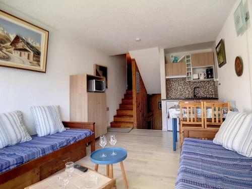 Studio Les Menuires, 1 pièce, 4 personnes - FR-1-344-963
