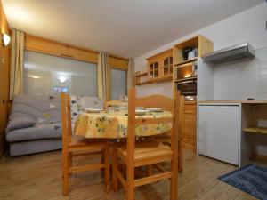 Appartement Studio Les Menuires, 1 pièce, 4 personnes - FR-1-452-218 Fontanettes 73440 Les Menuires Rhône-Alpes