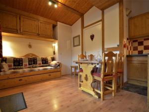 Studio Les Menuires, 1 pièce, 4 personnes - FR-1-452-279