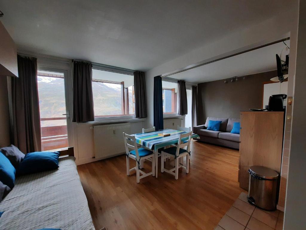 Appartement Studio Les Menuires, 1 pièce, 4 personnes - FR-1-452-286 Croisette  LA CROISETTE 73440 Les Menuires