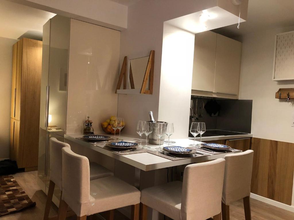 Appartement Studio Les Menuires, 1 pièce, 4 personnes - FR-1-574-17 CROISETTE 73440 Les Menuires