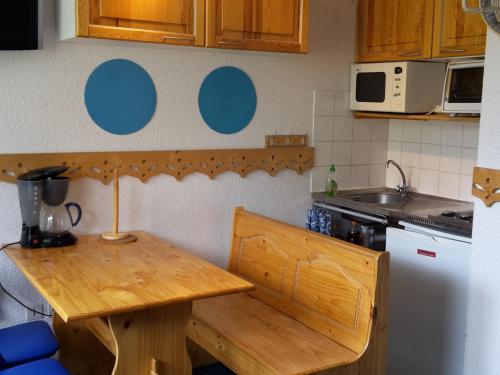 Studio Les Menuires, 1 pièce, 4 personnes - FR-1-574-23