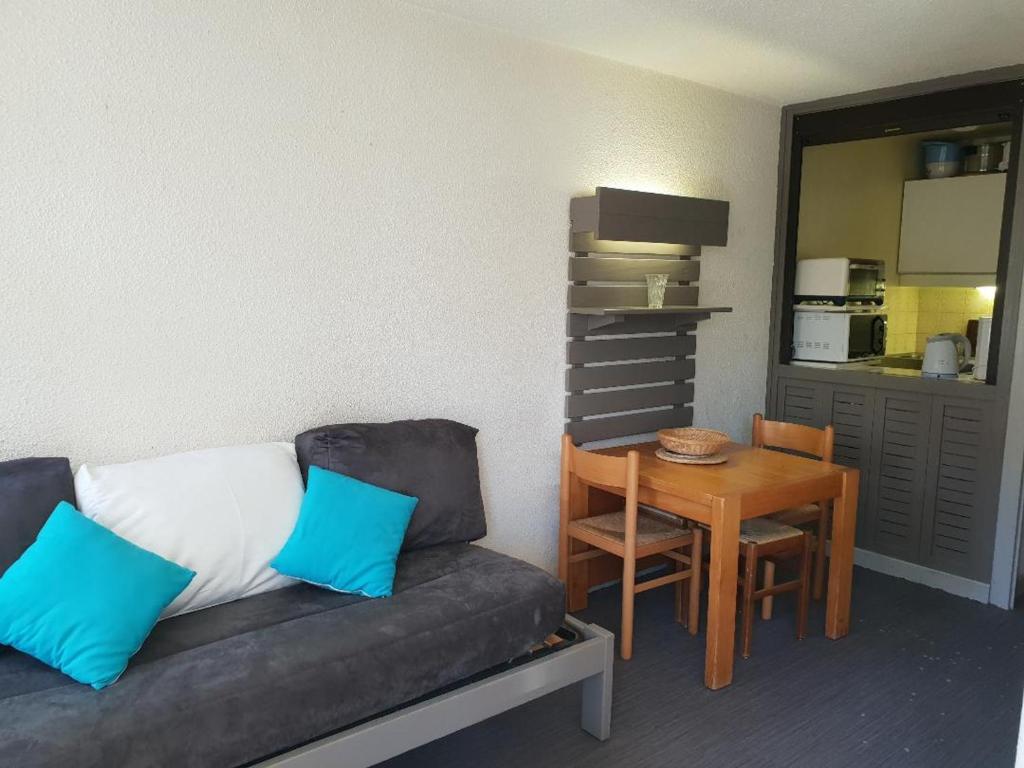 Appartement Studio Les Menuires, 1 pièce, 4 personnes - FR-1-574-42 CROISETTE 73440 Les Menuires