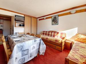 Studio Les Menuires, 1 pièce, 5 personnes - FR-1-344-959