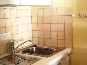 Studio Les Menuires, 1 pièce, 5 personnes - FR-1-574-25