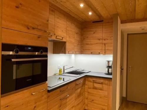 Studio Les Menuires, 2 pièces, 5 personnes - FR-1-574-50