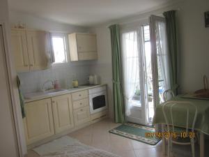 Appartement Studio les murs 48 Rue Gambetta Prolongee 06140 Vence Provence-Alpes-Côte d\'Azur