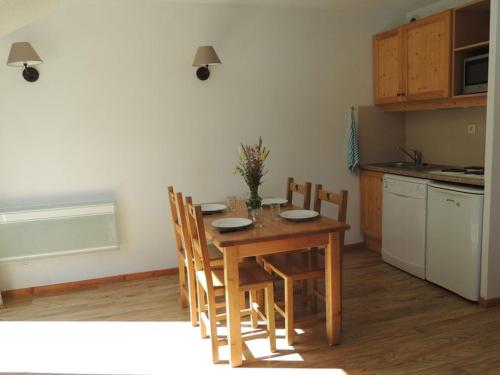 Studio Les Orres, 1 pièce, 4 personnes - FR-1-322-125