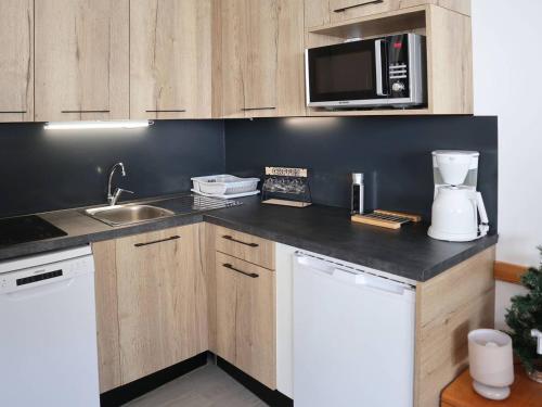 Studio Les Orres, 1 pièce, 4 personnes - FR-1-322-323