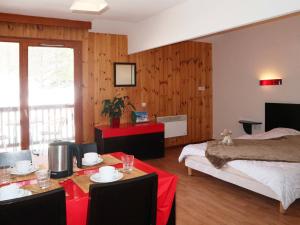 Studio Les Orres, 1 pièce, 4 personnes - FR-1-322-45