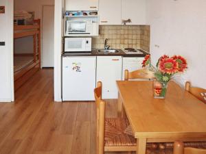 Studio Les Orres, 1 pièce, 4 personnes - FR-1-322-504