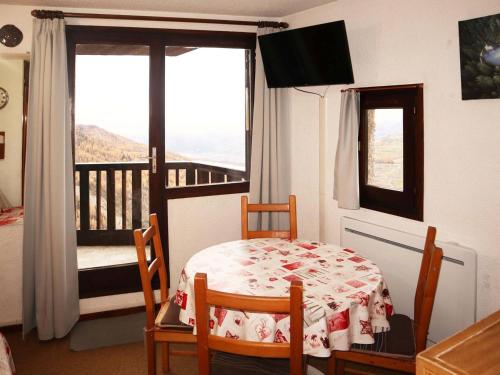 Studio Les Orres, 1 pièce, 4 personnes - FR-1-322-53