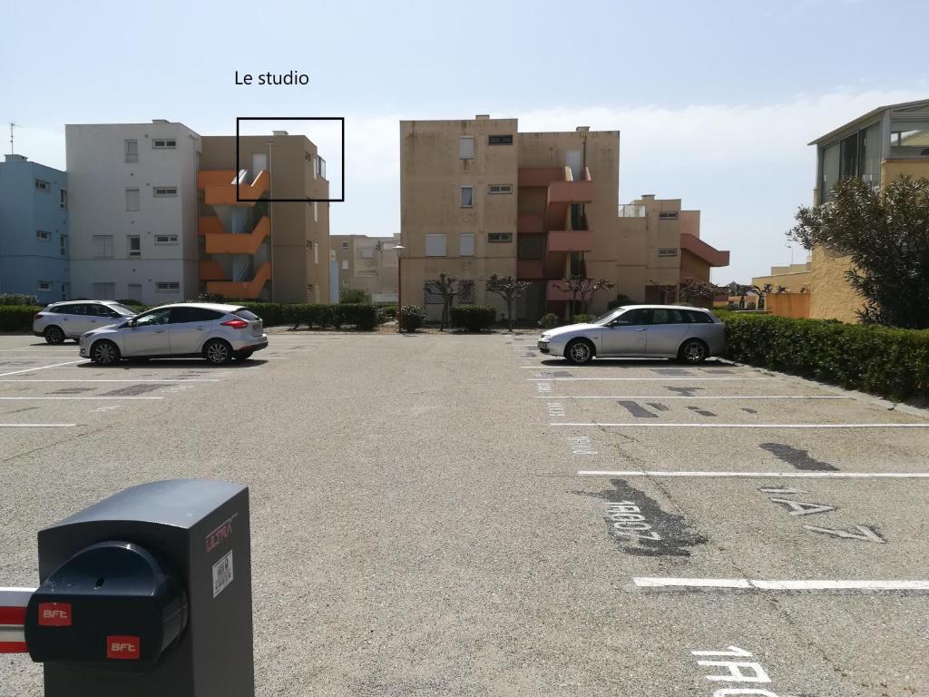 Appartement Studio les pieds dans l'eau App n°7 Le grand large Rue Déodat de Sévérac 66420 Le Barcarès