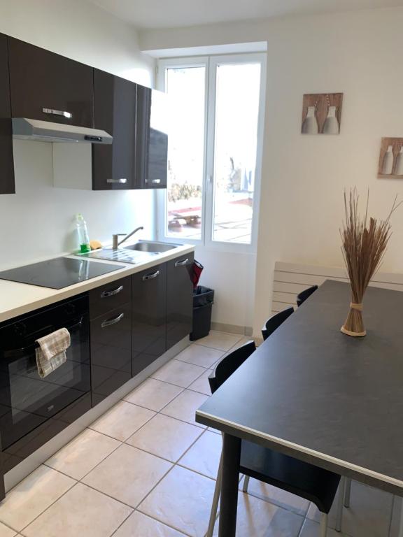 Studio Les Sables-d'Olonne, 1 pièce, 2 personnes - FR-1-197-265 85100 Les Sables dʼOlonne