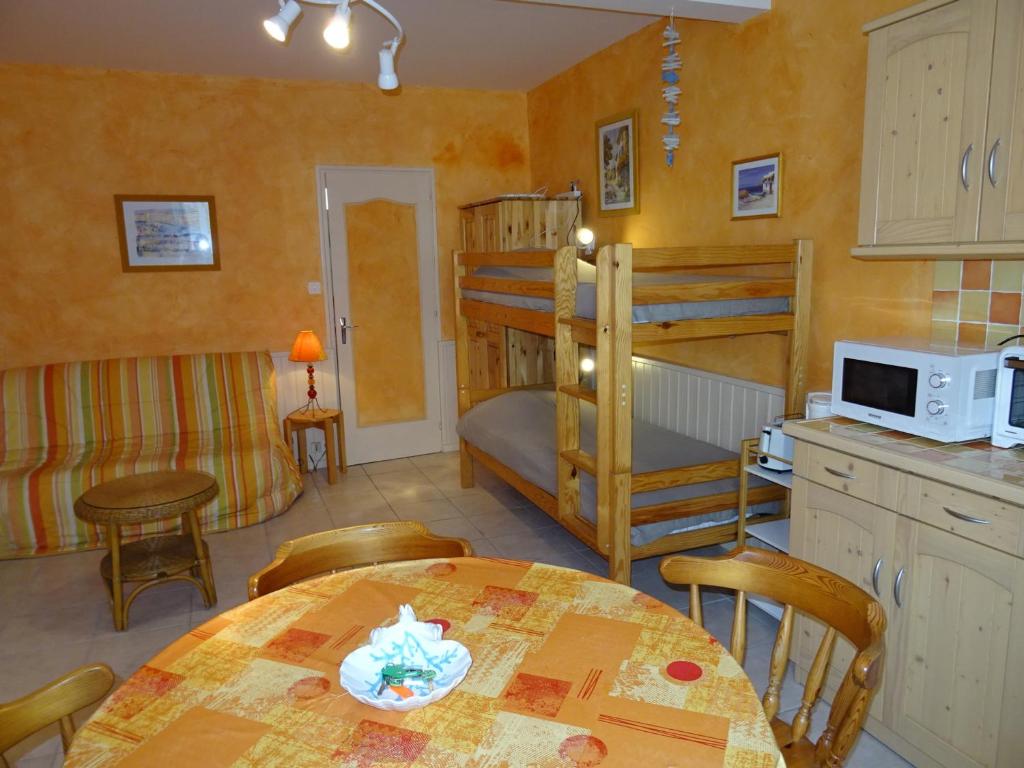 Studio Les Sables-d'Olonne, 1 pièce, 3 personnes - FR-1-197-226 85100 Les Sables dʼOlonne
