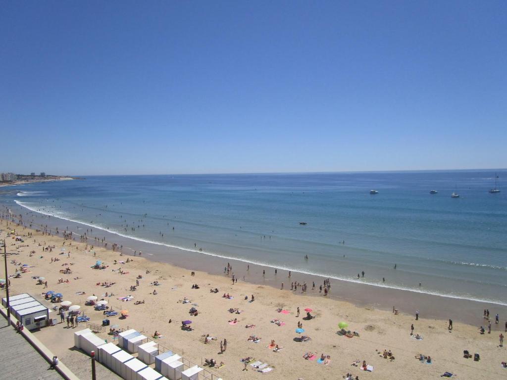 Appartement Studio Les Sables-d'Olonne, 1 pièce, 4 personnes - FR-1-197-431 2 rue du Grand Canton 7 ème étage en face ascenseur 85100 Les Sables dʼOlonne