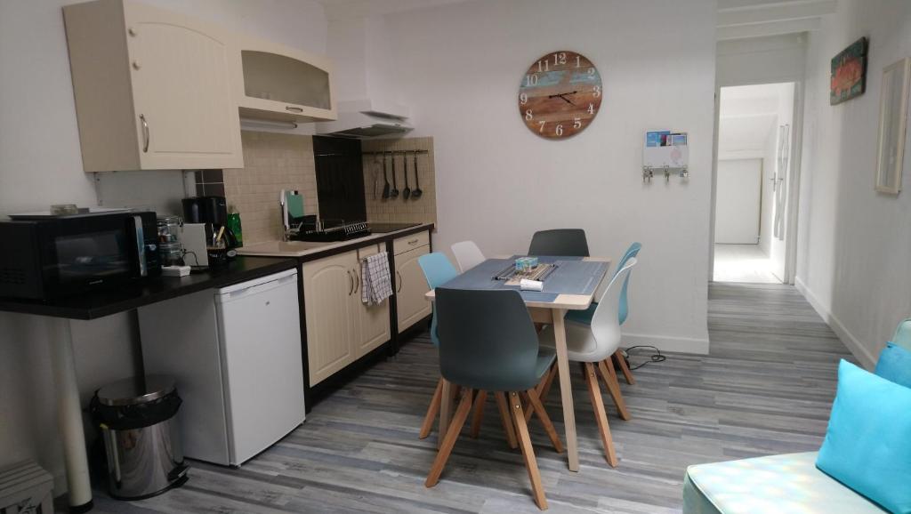 Studio Les Sables-d'Olonne, 1 pièce, 4 personnes - FR-1-197-558 85100 Les Sables dʼOlonne