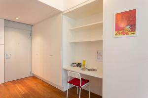 Appartement Studio (Lisboa/Bairro Alto)Garagem Rua do Poço dos Negros 150, Apartamento 105 1200-335 Lisbonne -1