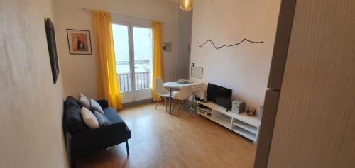 Studio lumineux au centre ville