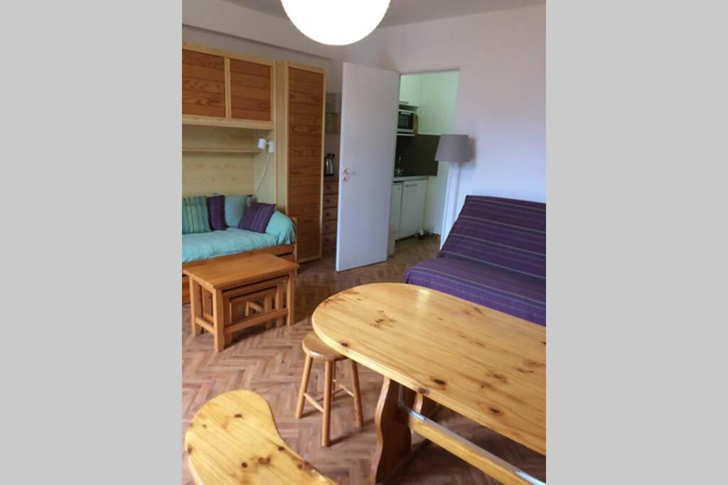 Studio lumineux avec balcon 2/4 pers. plein centre 337 Boulevard Georges Clemenceau, 63150 La Bourboule
