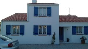 studio lumineux dans la coulée verte à Saint gilles croix de vie